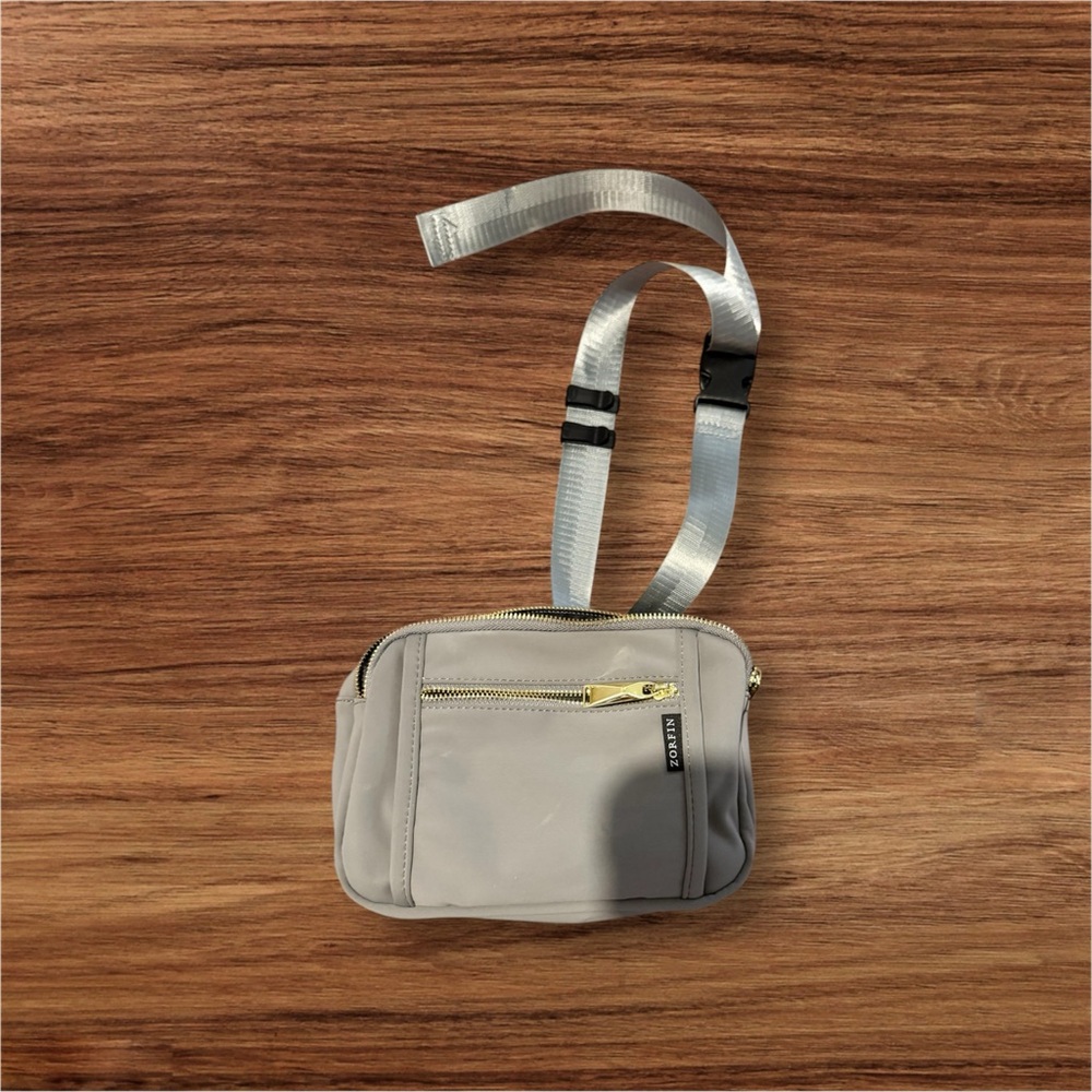 Gray fanny pack